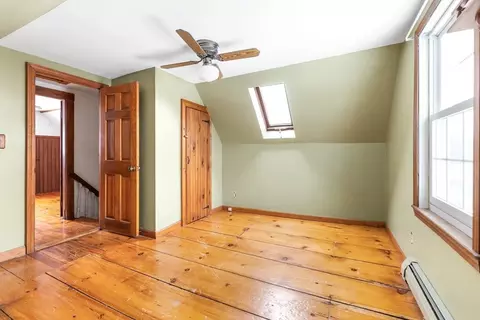 8 Washington St, Mendon, MA 01756 photo 17