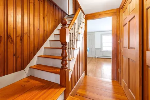 8 Washington St, Mendon, MA 01756 photo 15