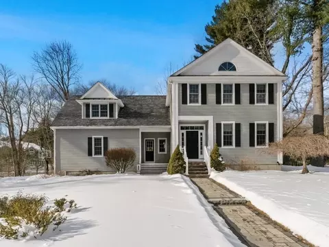 24 Moseley Ave, Needham, MA 02492