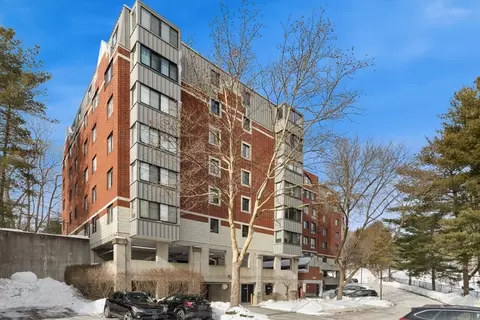 200 Ledgewood Dr #601, Stoneham, MA 02180