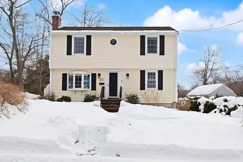 50 Forest St, Reading, MA 01867