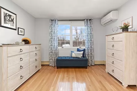 Bedroom - 50 Forest St, Reading, MA 01867 photo 4 of 6