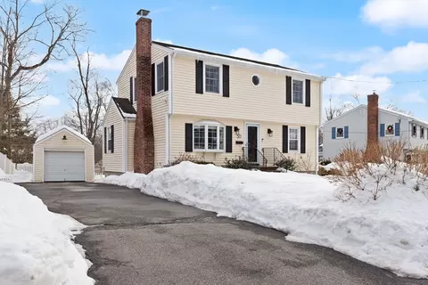 Exterior - 50 Forest St, Reading, MA 01867 photo 3 of 8