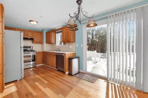 161 Winter St #11, Hanson, MA 02341
