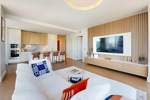 240 Devonshire St #3912, Boston, MA 02110