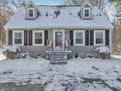 169 Sutton Ave, Oxford, MA 01540