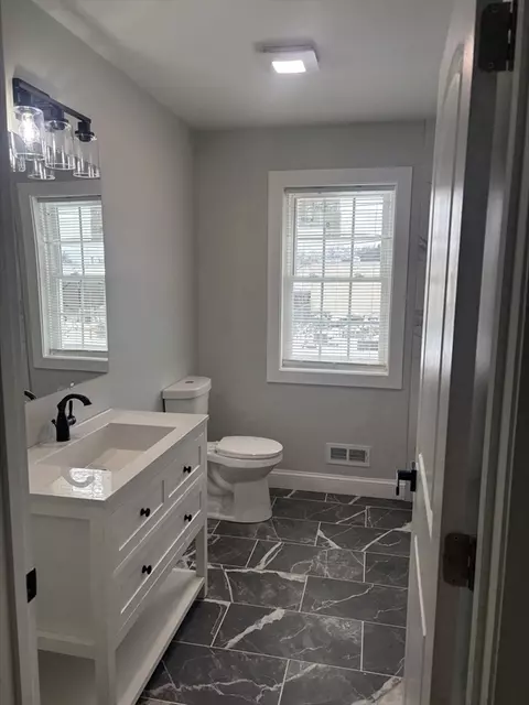 Bath - 106 Almira, Springfield, MA 01119 photo 7 of 7