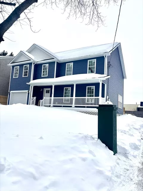 106 Almira, Springfield, MA 01119