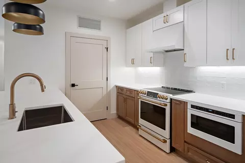 1025 Massachusetts Ave #304, Arlington, MA 02476