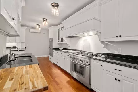 85 Schoolmaster Ln, Dedham, MA 02026 photo 8