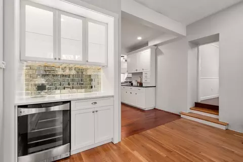 85 Schoolmaster Ln, Dedham, MA 02026 photo 5