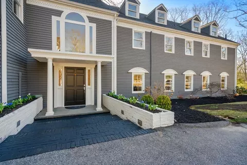 85 Schoolmaster Ln, Dedham, MA 02026 photo 2