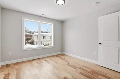 12 Benham St, Worcester, MA 01604 photo 24