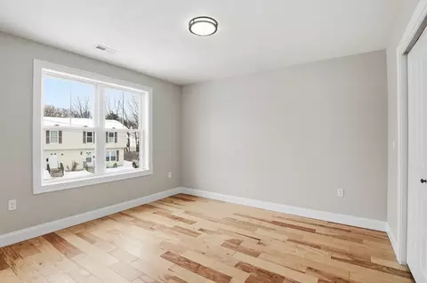 12 Benham St, Worcester, MA 01604 photo 21