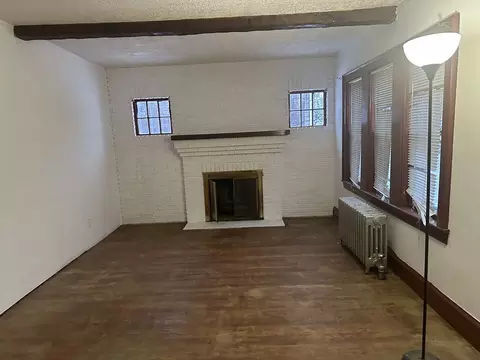 107 N Leyden St, Brockton, MA 02302