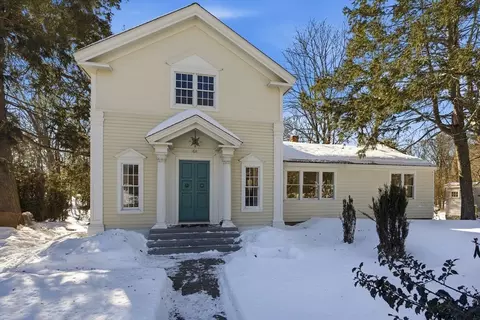414 Great Rd, Stow, MA 01775