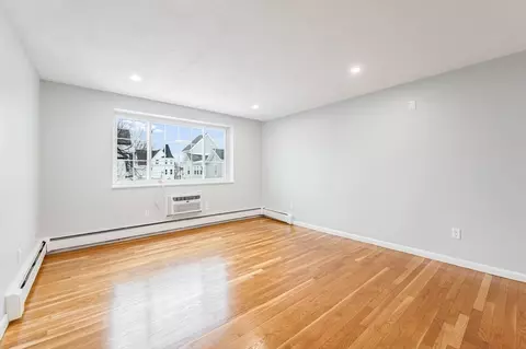 15 Staples Ave #31, Everett, MA 02149 photo 6