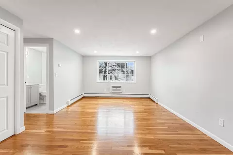 15 Staples Ave #31, Everett, MA 02149 photo 5