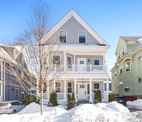 161 Lowell St #1, Somerville, MA 02143