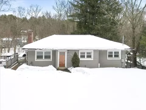 269 Concord St, Holliston, MA 01746