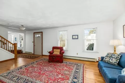 13 Honeysuckle Rd, Gloucester, MA 01930 photo 8