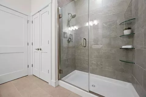 Bath - 7 Executive Dr #233, Stoneham, MA 02180 photo 2 of 4