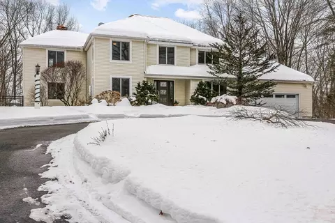 14 Sarsenstone Way, Southborough, MA 01772