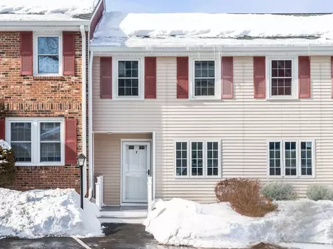 45 Fox Meadow Rd #F, Leominster, MA 01453