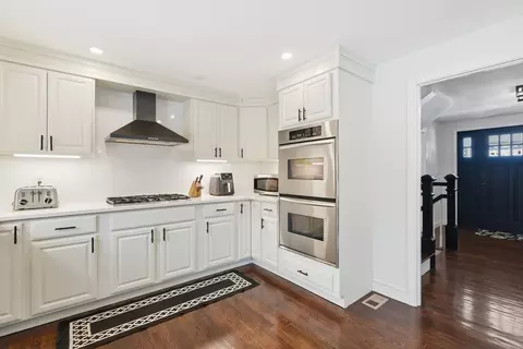 6 Brewster Rd, Milton, MA 02186 photo 8