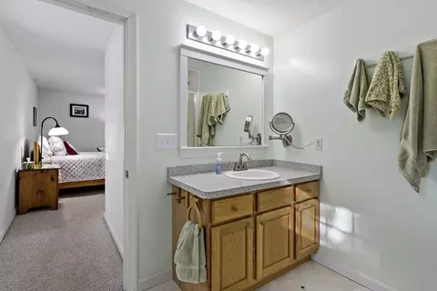 Bath - 30 Grant Breen Dr, Mashpee, MA 02649 photo 1 of 2