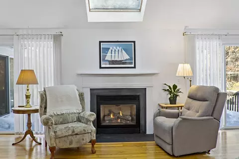 Living - 30 Grant Breen Dr, Mashpee, MA 02649 photo 2 of 2