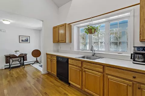 Kitchen - 30 Grant Breen Dr, Mashpee, MA 02649 photo 3 of 4