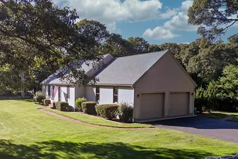 9 Split Rock Rd, Dennis, MA 02638 photo 5