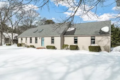 9 Split Rock Rd, Dennis, MA 02638 photo 4