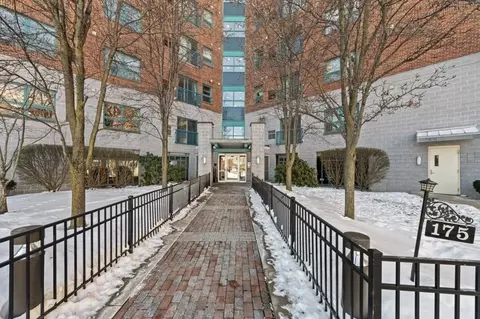 175 Cottage St #205, Chelsea, MA 02150