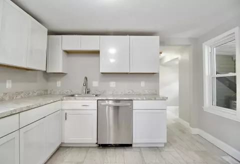 63 Bay St, Springfield, MA 01109 photo 6