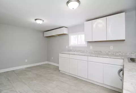 63 Bay St, Springfield, MA 01109 photo 9