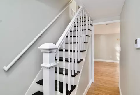 63 Bay St, Springfield, MA 01109 photo 4