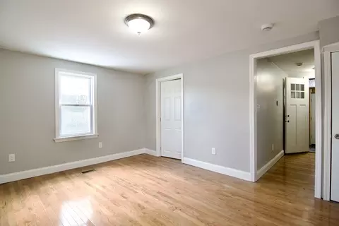 63 Bay St, Springfield, MA 01109 photo 14