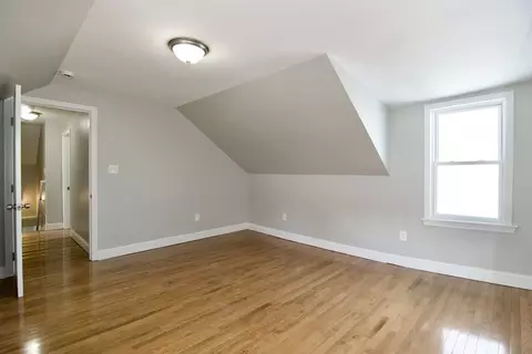 63 Bay St, Springfield, MA 01109 photo 22