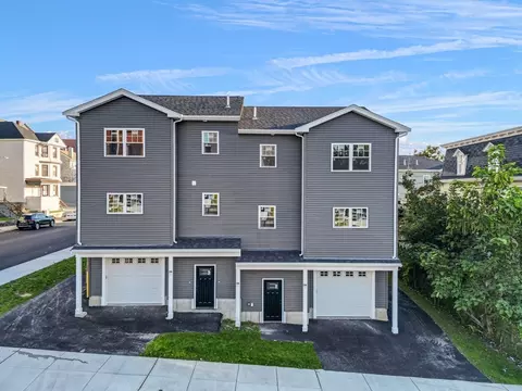 206 Durfee St #1B, Fall River, MA 02720