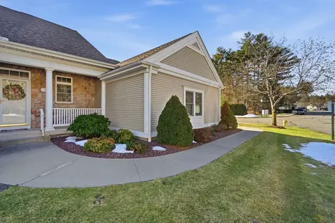 1 Aspen Dr #1, Wilbraham, MA 01095
