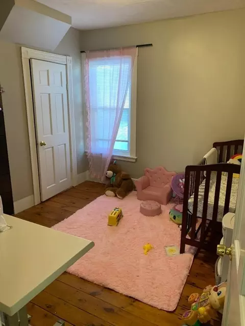 Bedroom - 6 Beckman St, Worcester, MA 01607 photo 1 of 3
