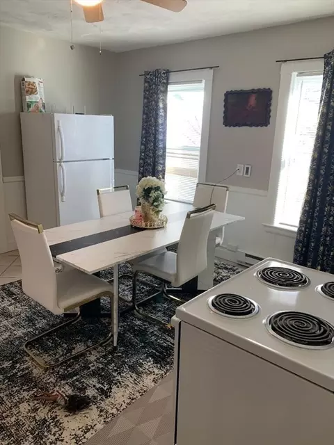 Dining - 6 Beckman St, Worcester, MA 01607 photo 1 of 5