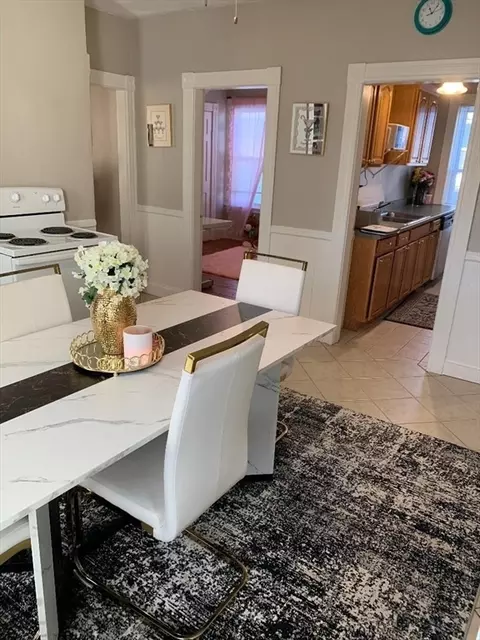 Dining - 6 Beckman St, Worcester, MA 01607 photo 2 of 5