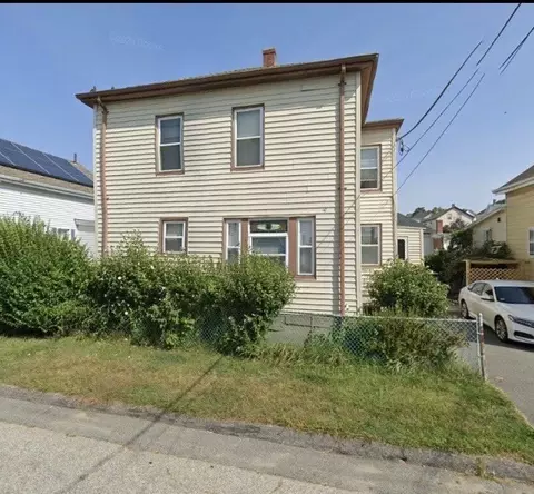 10 Carlisa Dr, Fall River, MA 02723