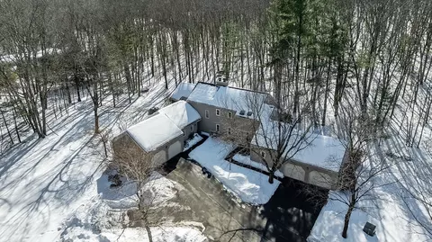 4 Essex #4, Wayland, MA 01778