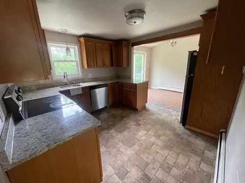 352 Reed St, Warren, MA 01083 photo 12