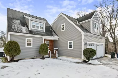239 Reservoir St, Marlborough, MA 01752