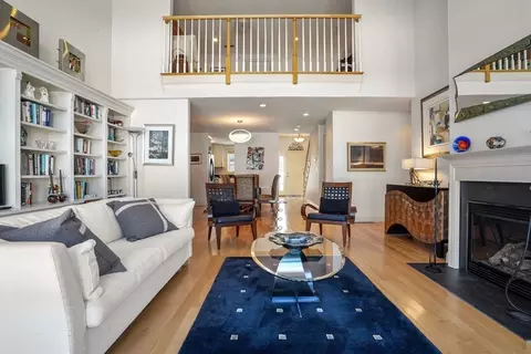 6 Maple Ln #6, Marshfield, MA 02050